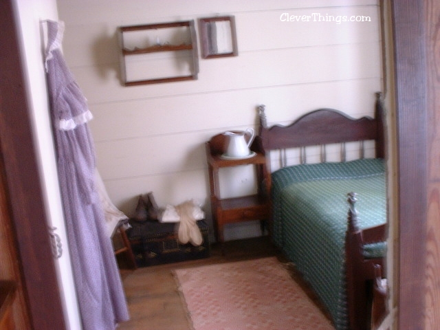 Clothing in the Worcester House at New Echota