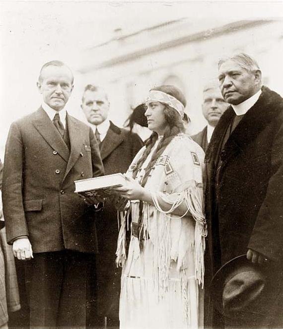 1923 photo of Ruth Muskrat with President Calvin Coolidge